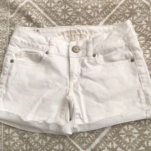 AMERICAN EAGLE white denim shorts size 0
